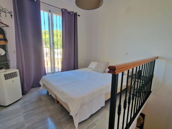 Image No.31-3 Bed House for sale