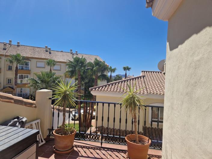 Image No.37-3 Bed House for sale