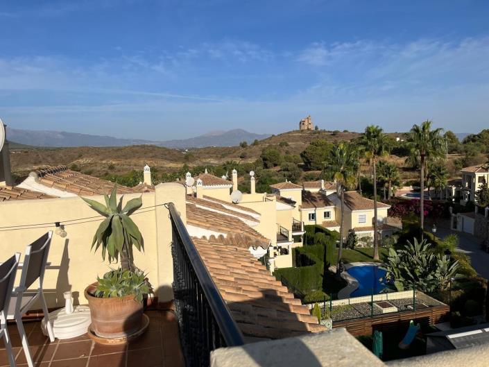 Image No.39-3 Bed House for sale