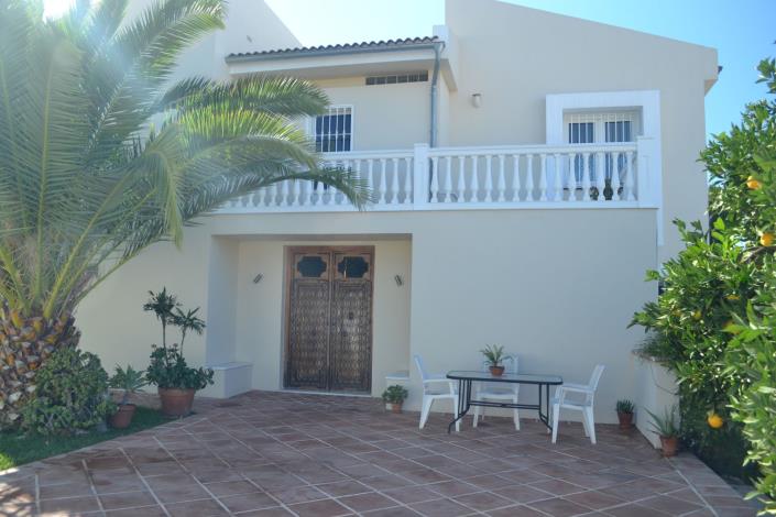 Image No.2-6 Bed Villa / Detached for sale