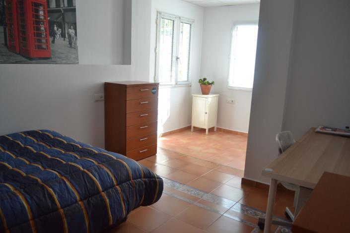 Image No.14-6 Bed Villa / Detached for sale