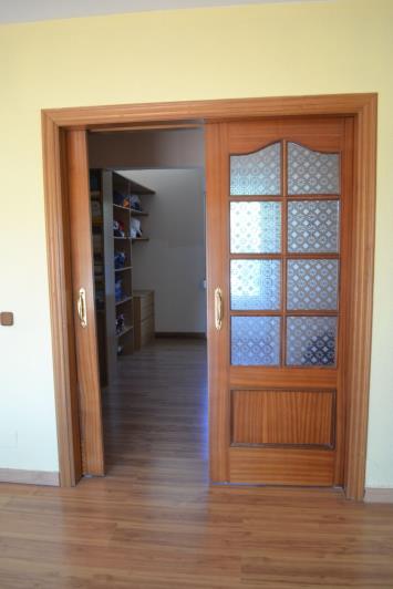 Image No.20-6 Bed Villa / Detached for sale