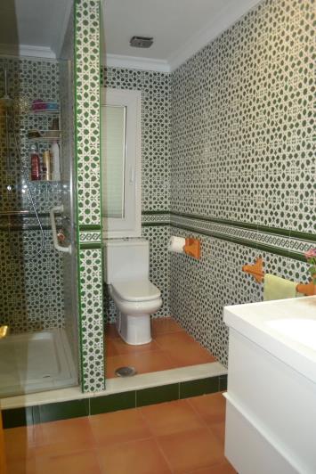 Image No.25-6 Bed Villa / Detached for sale