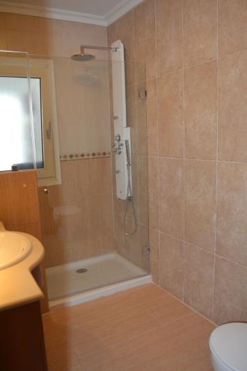 Image No.33-6 Bed Villa / Detached for sale