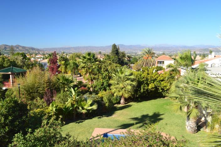 Image No.38-6 Bed Villa / Detached for sale