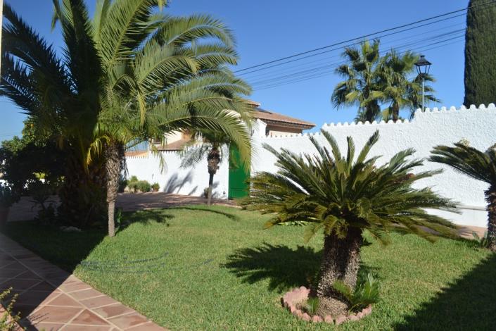 Image No.39-6 Bed Villa / Detached for sale