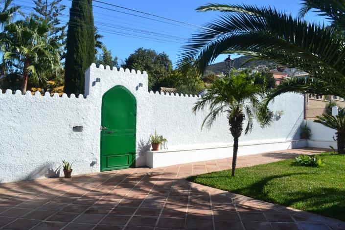 Image No.40-6 Bed Villa / Detached for sale