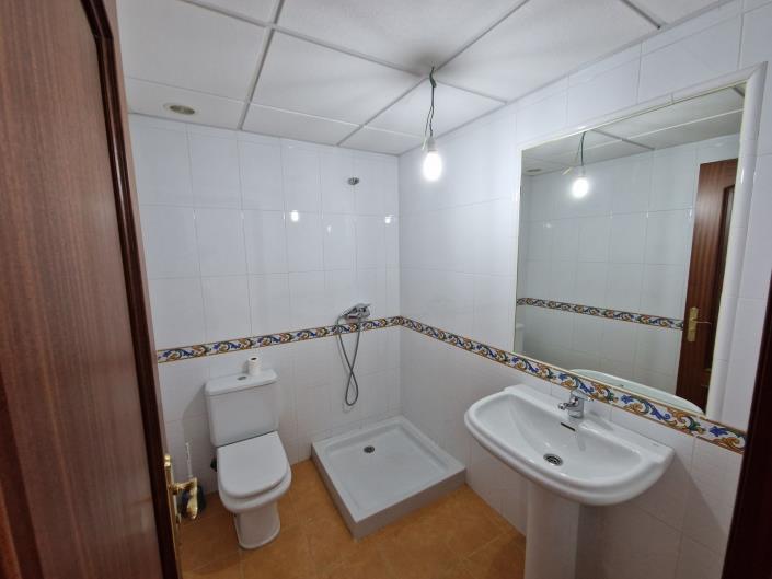 Image No.16-2 Bed Apartment for sale