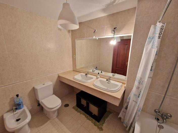 Image No.20-2 Bed Apartment for sale