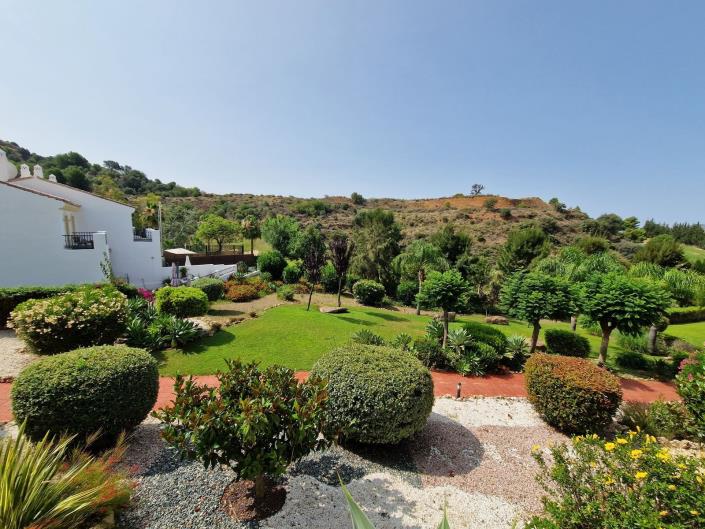 Image No.25-2 Bed Apartment for sale