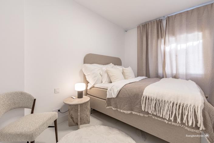 Image No.16-3 Bed Apartment for sale