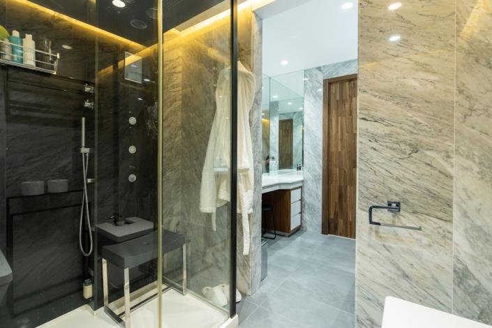 Image No.14-3 Bed Apartment for sale