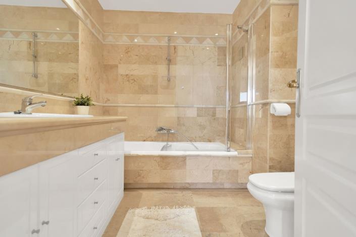 Image No.28-Appartement de 2 chambres à vendre à Elviria