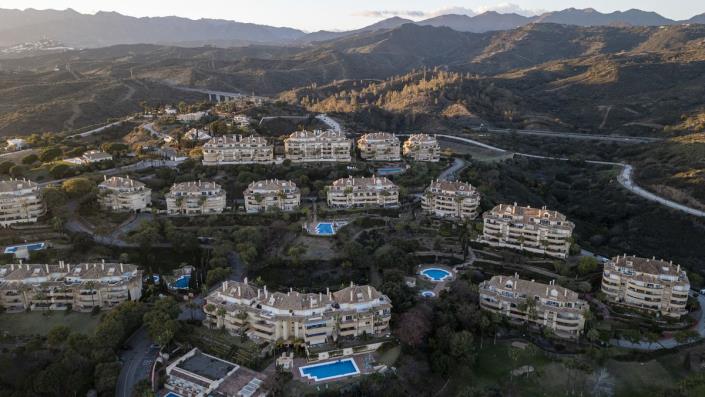 Image No.32-Appartement de 2 chambres à vendre à Elviria