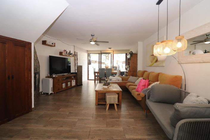 Image No.3-3 Bed Townhouse for sale