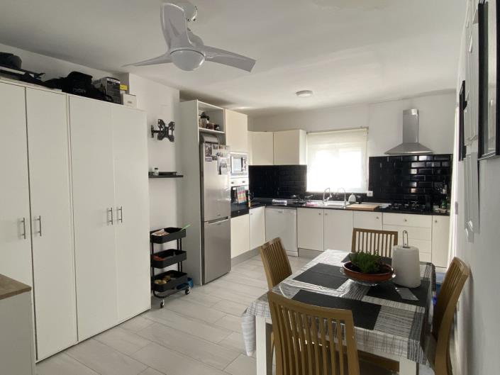 Image No.9-3 Bed Apartment for sale