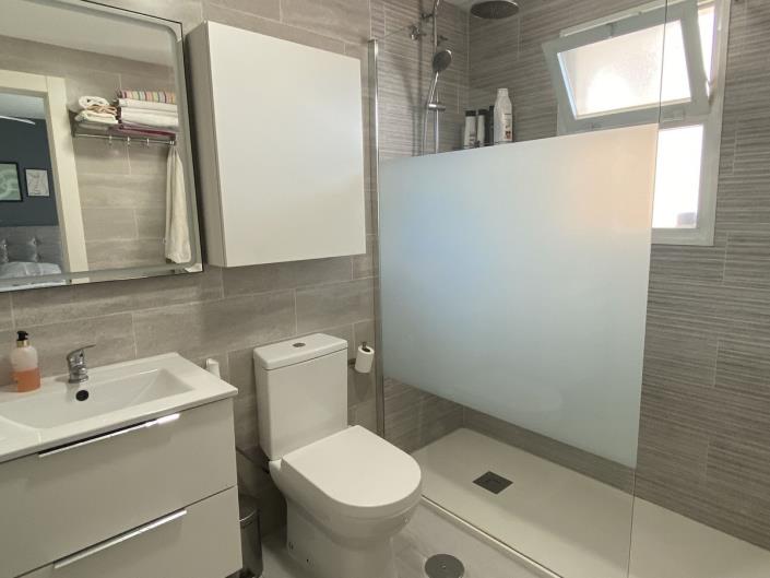 Image No.12-3 Bed Apartment for sale