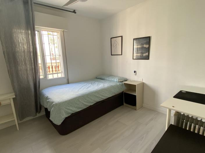 Image No.15-3 Bed Apartment for sale