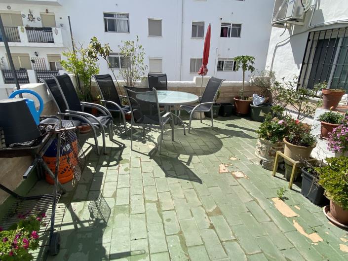 Image No.21-3 Bed Apartment for sale