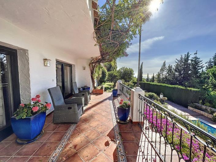 Image No.2-4 Bed Villa for sale