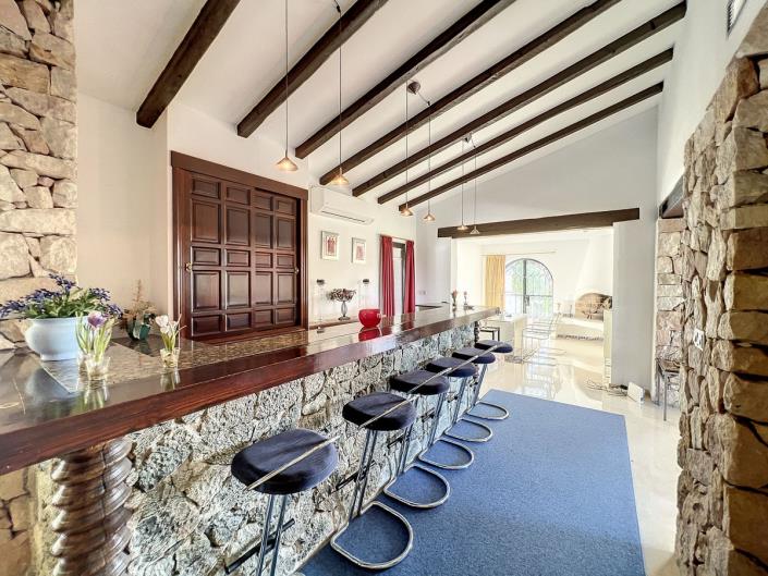 Image No.5-4 Bed Villa for sale