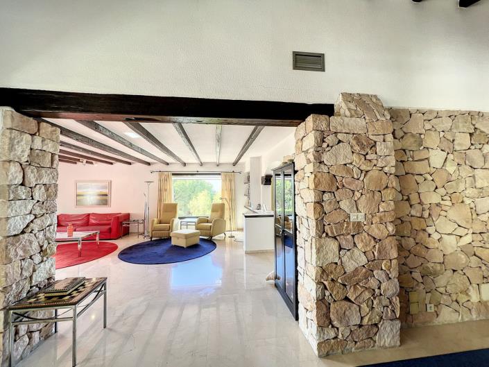 Image No.10-4 Bed Villa for sale