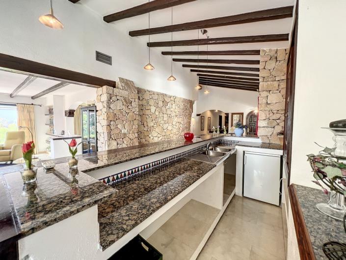 Image No.11-4 Bed Villa for sale