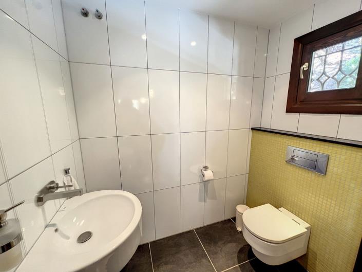 Image No.19-4 Bed Villa for sale