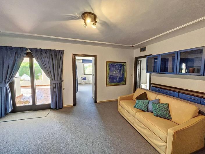 Image No.26-4 Bed Villa for sale