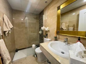 12-9d2414e6554ff283a7dbb3894364f2bd