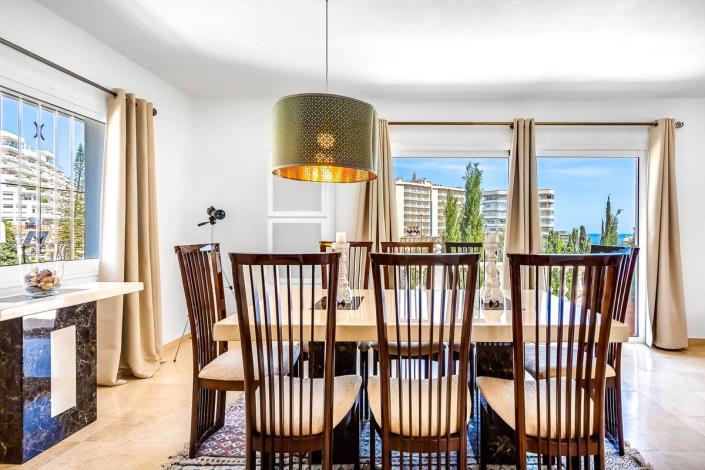 Image No.6-4 Bed Villa / Detached for sale