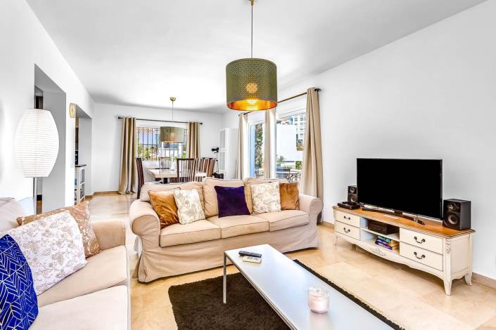 Image No.14-4 Bed Villa / Detached for sale