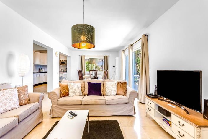 Image No.15-4 Bed Villa / Detached for sale