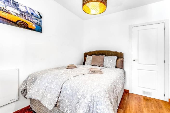 Image No.20-4 Bed Villa / Detached for sale