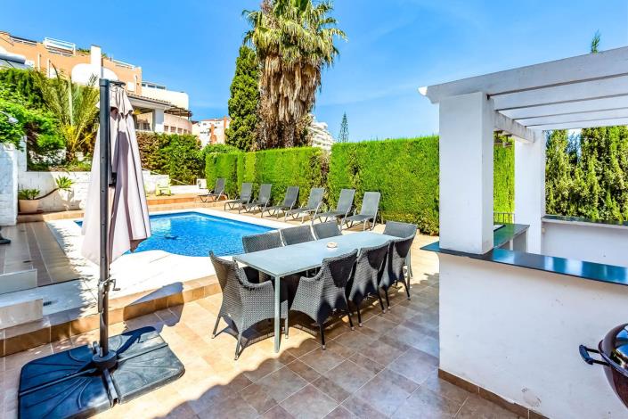 Image No.41-4 Bed Villa / Detached for sale