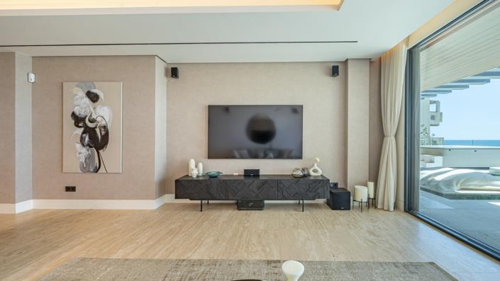 Image No.11-2 Bed Apartment for sale