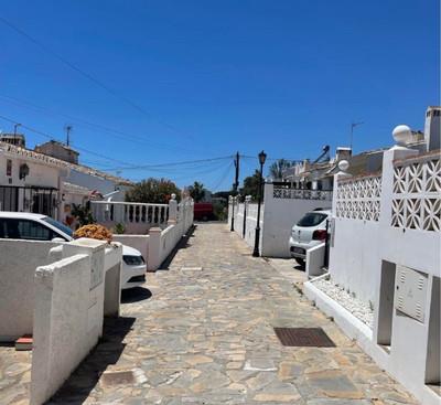 Image No.8-2 Bed Semi-Detached for sale