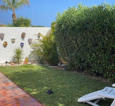 Image No.4-2 Bed Semi-Detached for sale