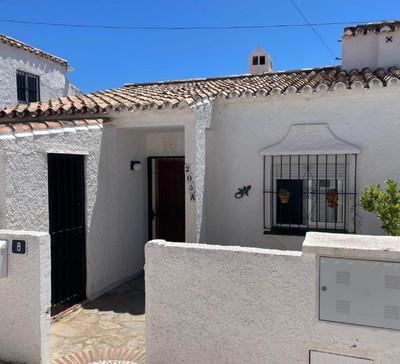 Image No.7-2 Bed Semi-Detached for sale