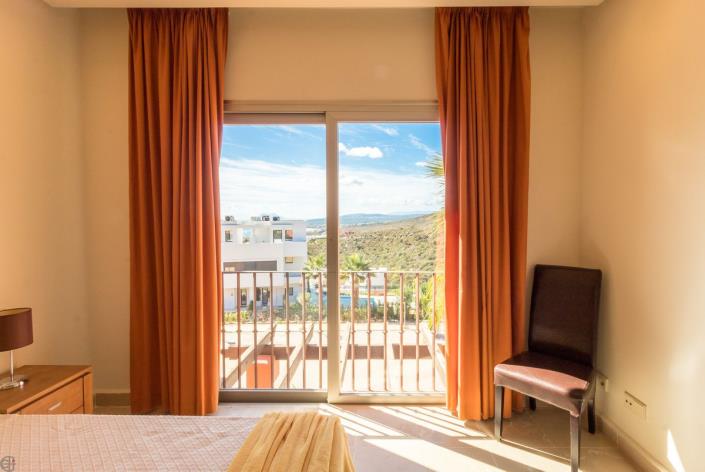 Image No.26-4 Bed Townhouse for sale