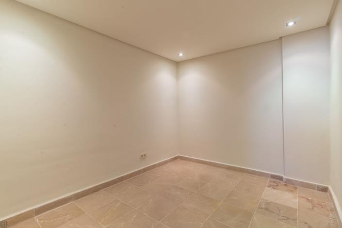 Image No.40-4 Bed Townhouse for sale