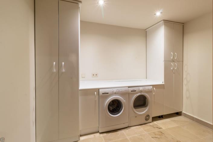 Image No.41-4 Bed Townhouse for sale