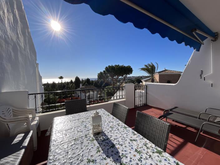 Image No.4-4 Bed Townhouse for sale