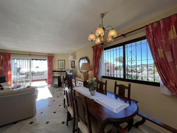 Image No.5-4 Bed Townhouse for sale