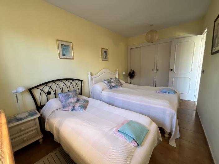 Image No.9-4 Bed Townhouse for sale