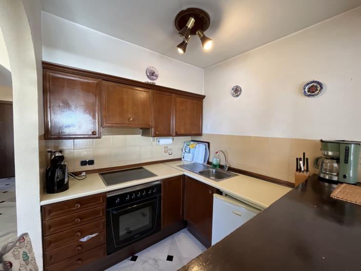 Image No.15-4 Bed Townhouse for sale