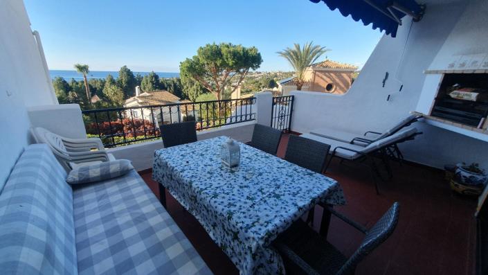 Image No.27-4 Bed Townhouse for sale