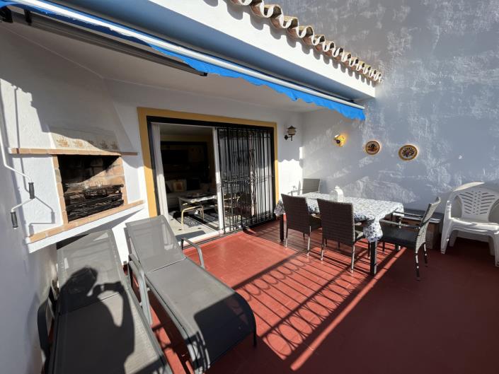 Image No.28-4 Bed Townhouse for sale