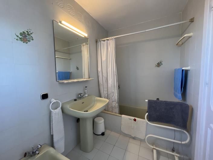 Image No.34-4 Bed Townhouse for sale