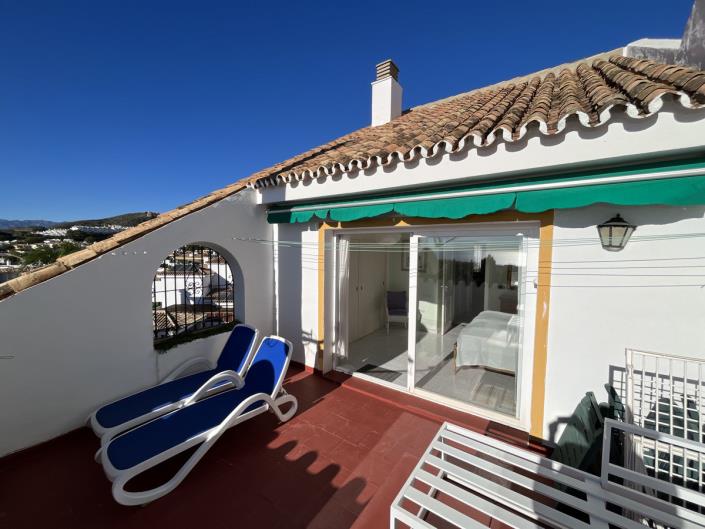 Image No.38-4 Bed Townhouse for sale